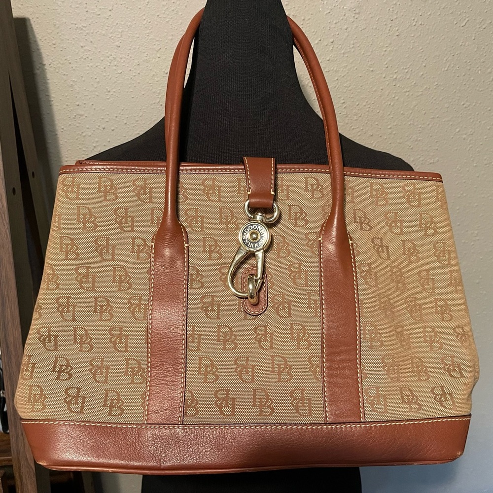 Vintage Dooney and Bourke Handbag